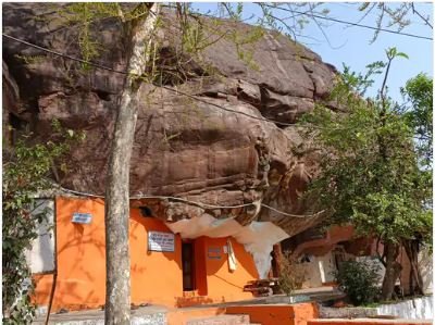 Parvati Temple: गुफा में स्थित माता पार्वती का यह मंदिर शांति, श्रद्धा और चमत्कारिक विश्वास का केंद्र