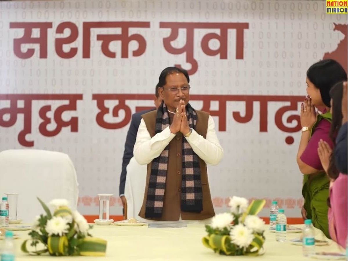 CM Vishnu Dev Sai meets Yuva Ratna Award recipients: CM विष्णु देव साय ने की