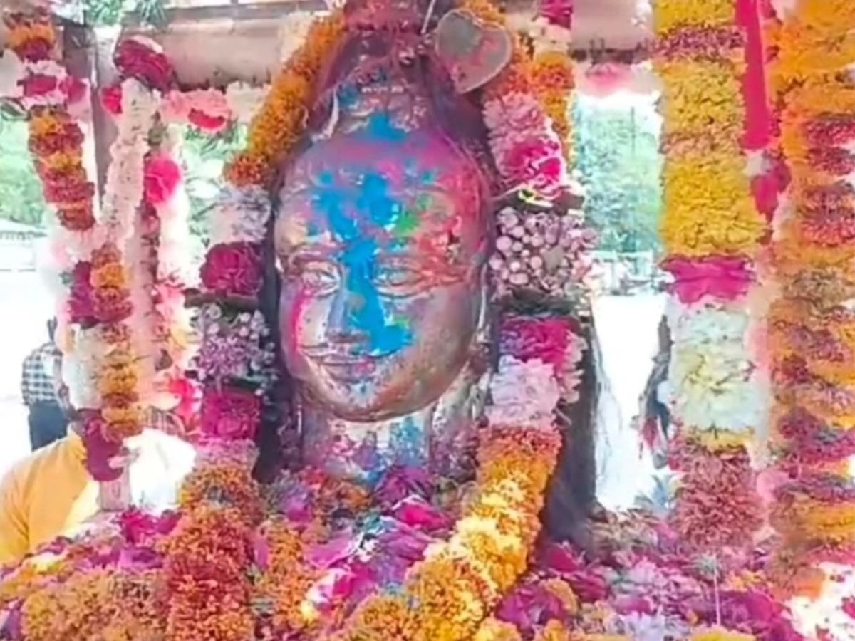 Baba Achalnath Nagar Yatra Mp: ग्वालियर रंगपंचमी के अवसर पर बाबा अचलनाथ ने किया नगर भ्रमण…