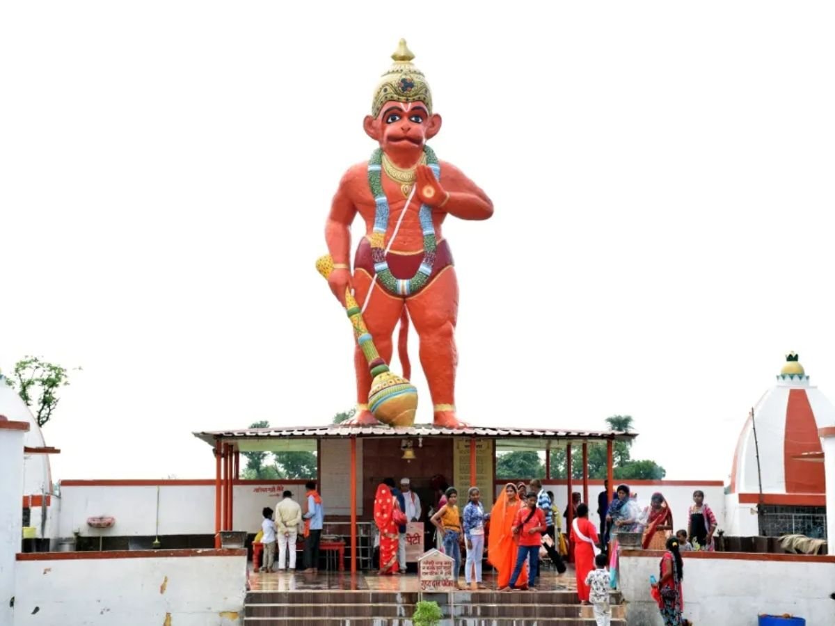 Ramvan Hanuman Temple Mp: रामवन ऐसा स्थान जहां दीवारों में लिखी है पूरी रामायण!