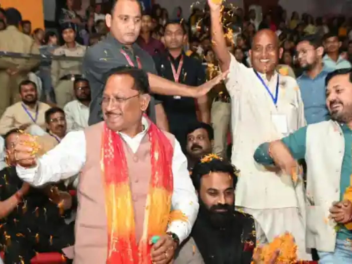 ‘बिगेस्ट भजन क्लबिंग’ कार्यक्रम में शामिल हुए मुख्यमंत्री विष्णु देव साय