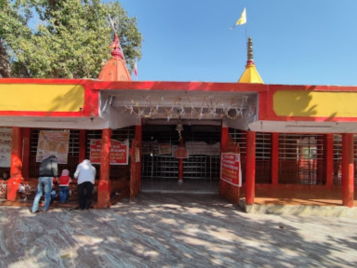 Hanuman Mandir Bhopal: इस मंदिर में लगातार 5 मंगलवार जाओं मंदिर, होंगी सारी मनोकामनाएं पूरी!