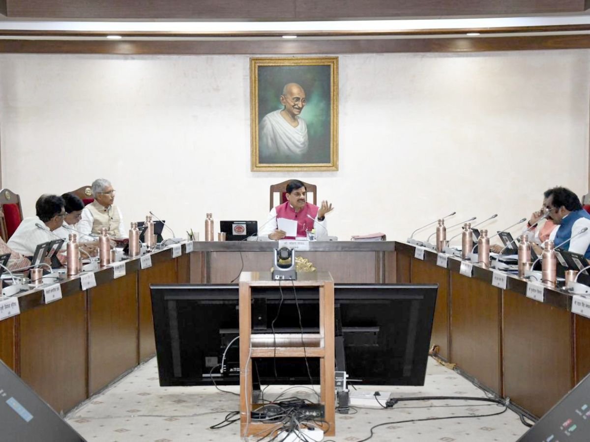 9वीं से 12वीं तक अध्ययनरत् छात्रों को मिलेगी निशुल्क पुस्तकें,मोहन कैबिनेट में मंजूरी